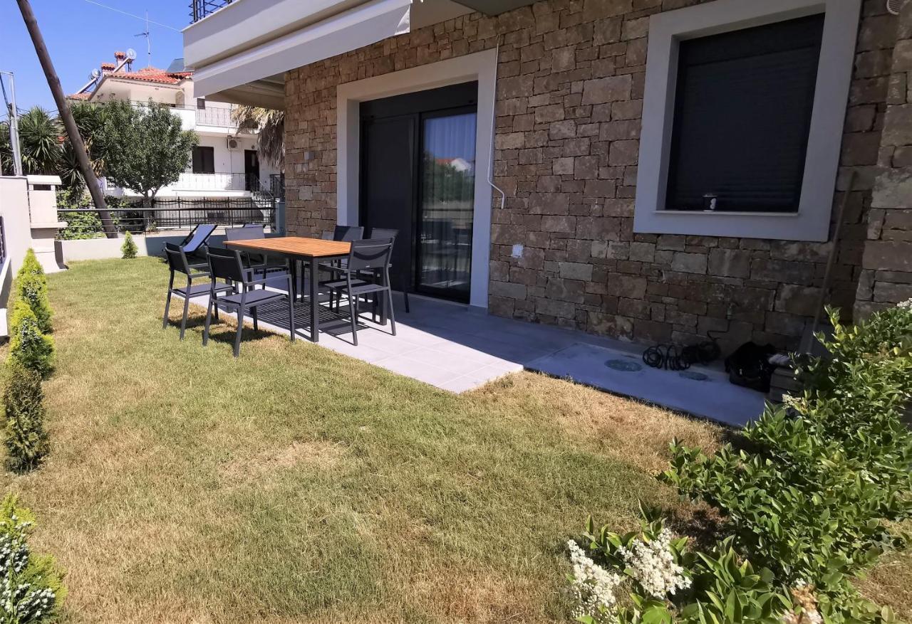 Nikiti Modern Villa Buitenkant foto